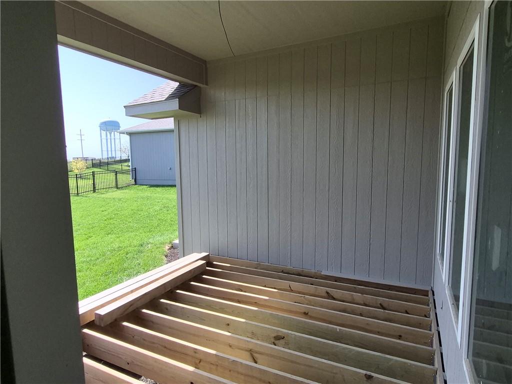 5010 N 146th Street Property Photo 25