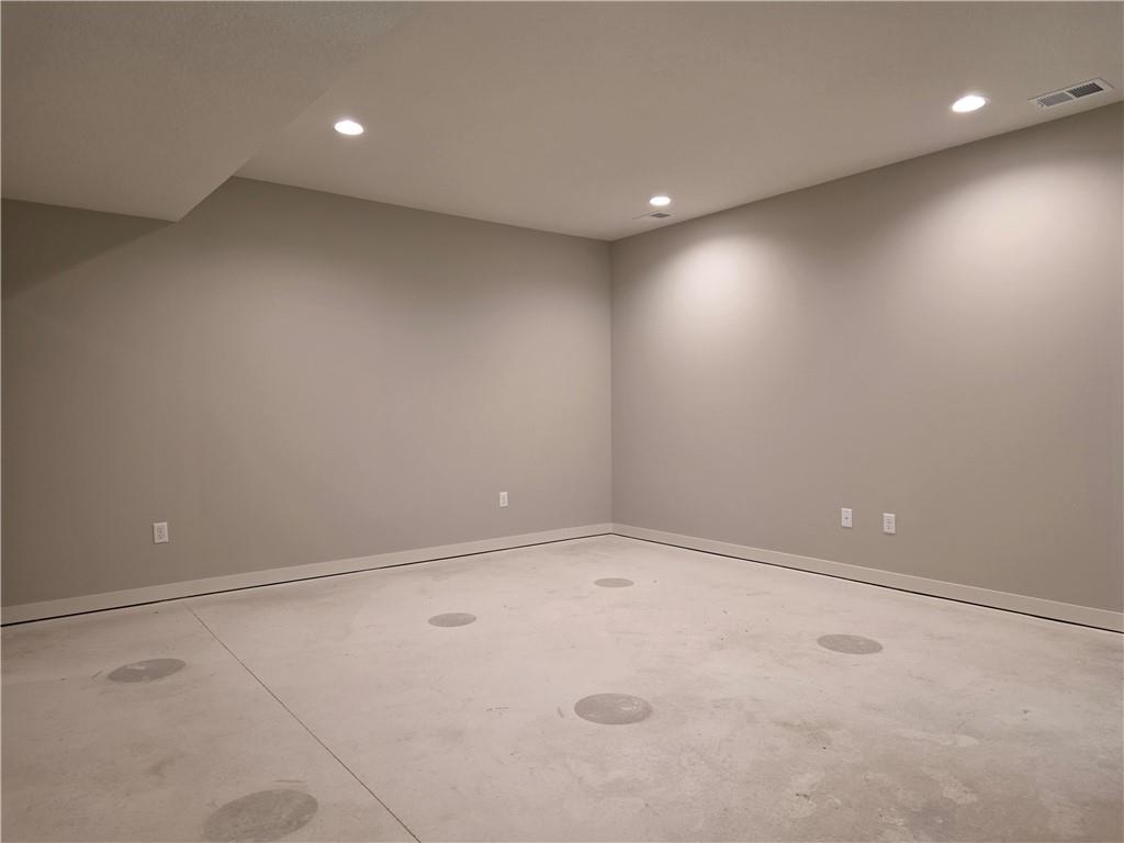 5010 N 146th Street Property Photo 69