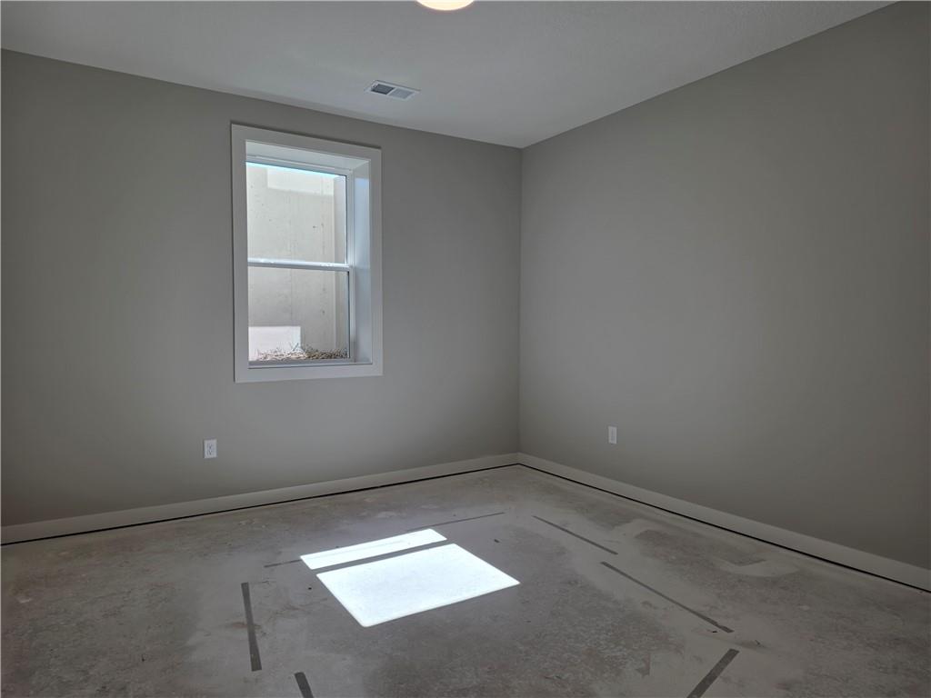 5010 N 146th Street Property Photo 71