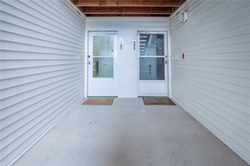 2283 Ne 68th Street Property Photo 2