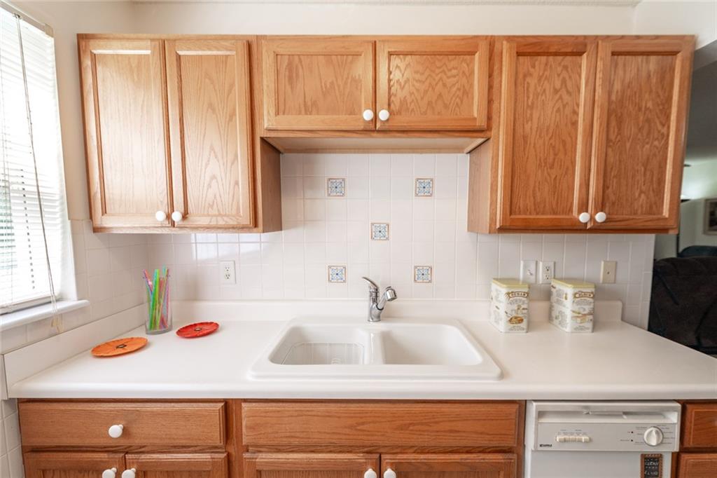 2283 Ne 68th Street Property Photo 10
