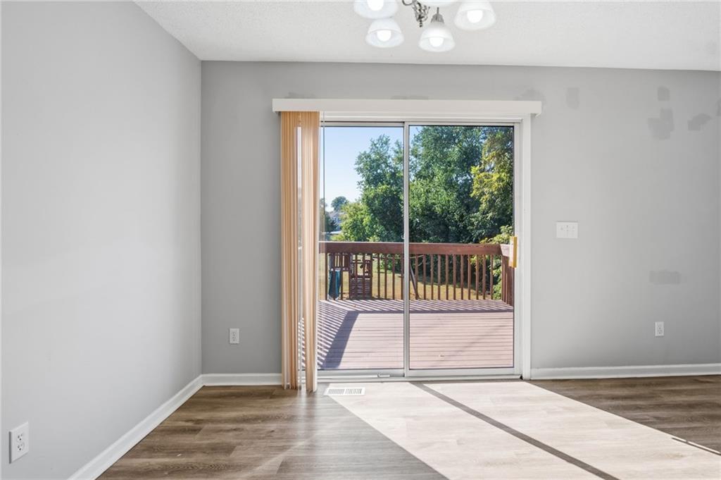 11112 Highview Road Property Photo 5