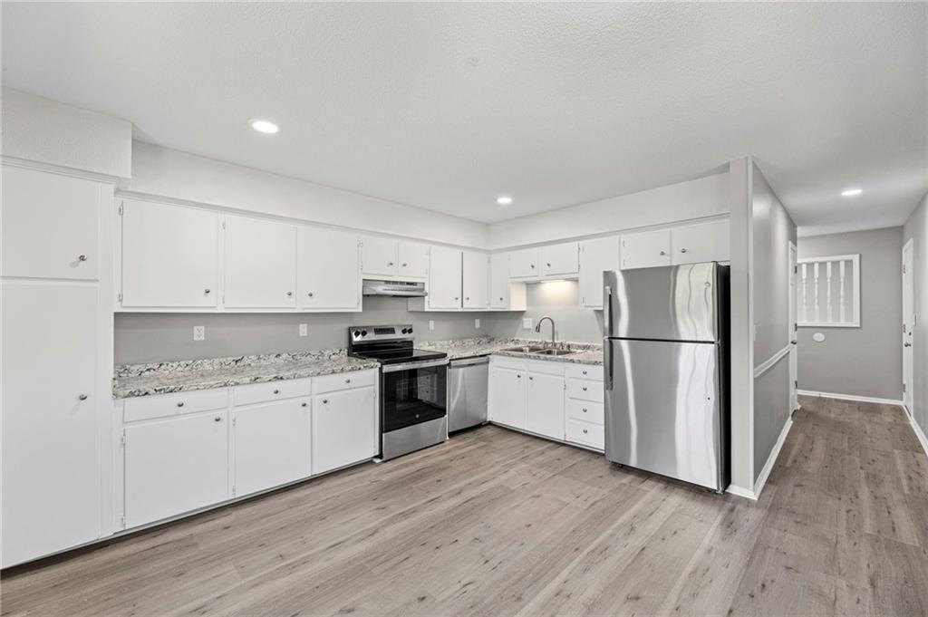 307 E 165th Street Property Photo 13