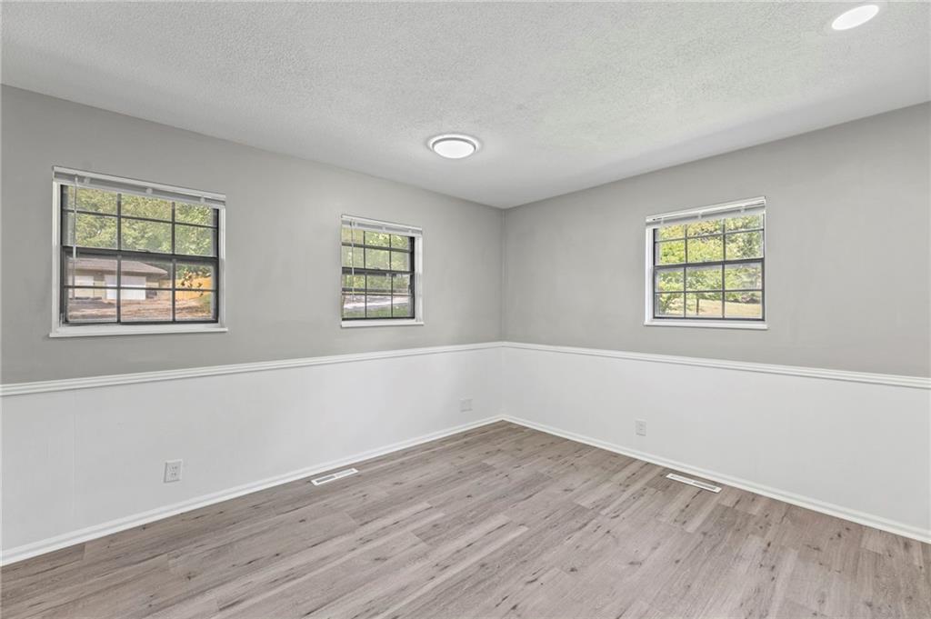 307 E 165th Street Property Photo 17