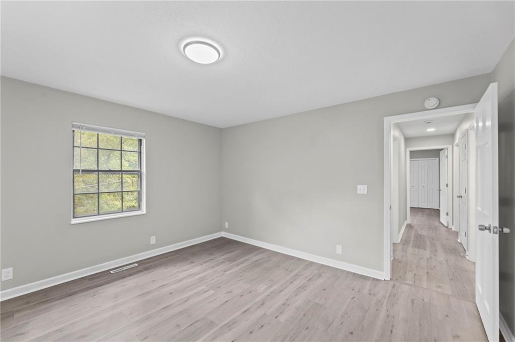 307 E 165th Street Property Photo 27