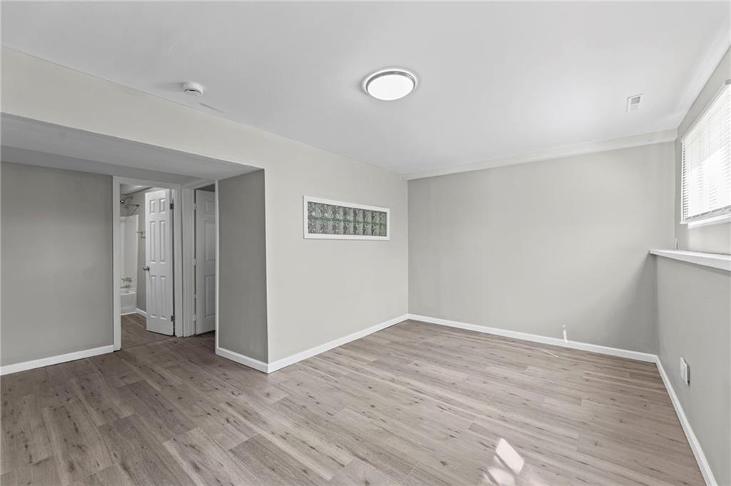 307 E 165th Street Property Photo 33