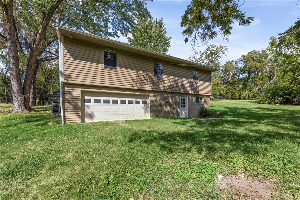 307 E 165th Street Property Photo 50
