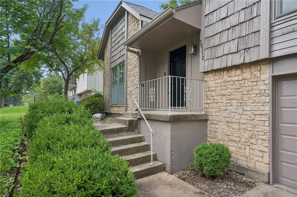 10312 Haskins Street Property Photo 1