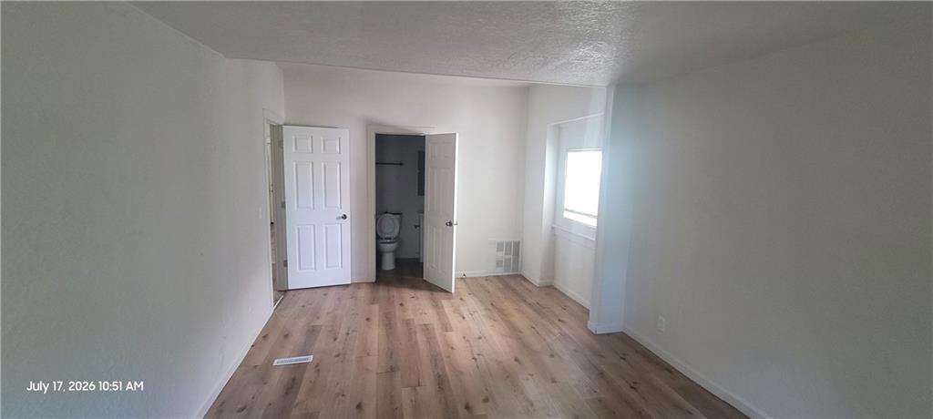 2950 Lockridge Street Property Photo 11