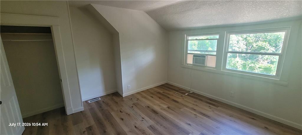 2950 Lockridge Street Property Photo 19