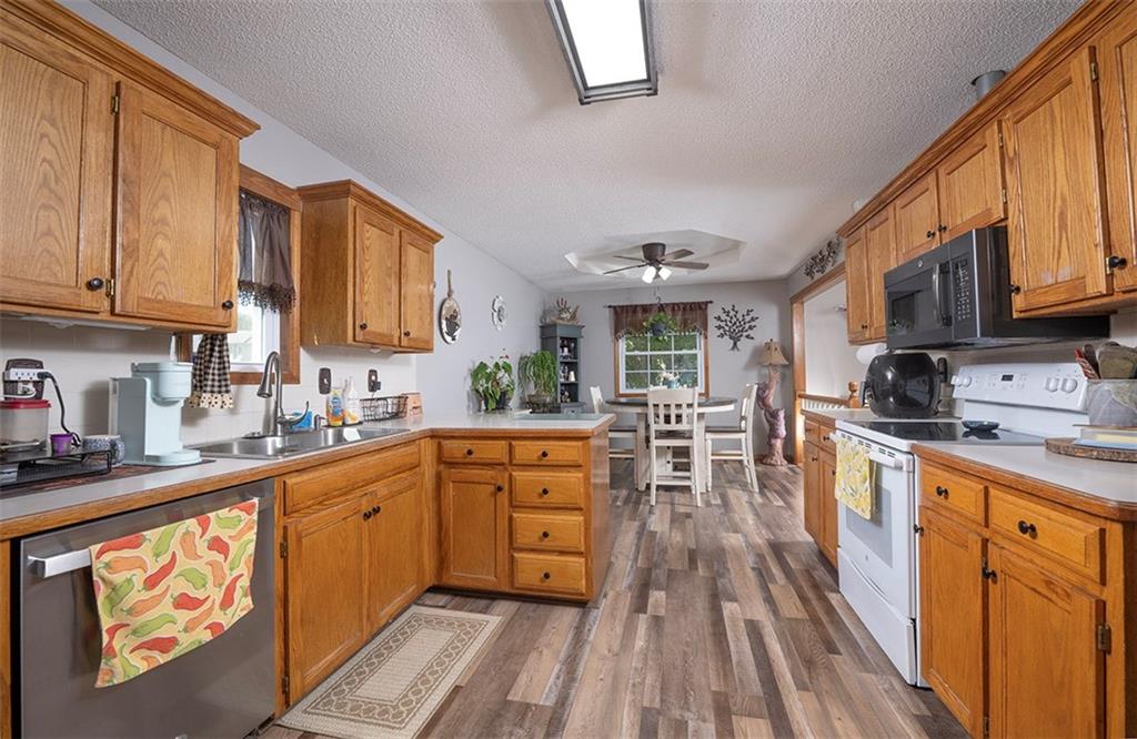 15903 Slater Avenue Property Photo 7