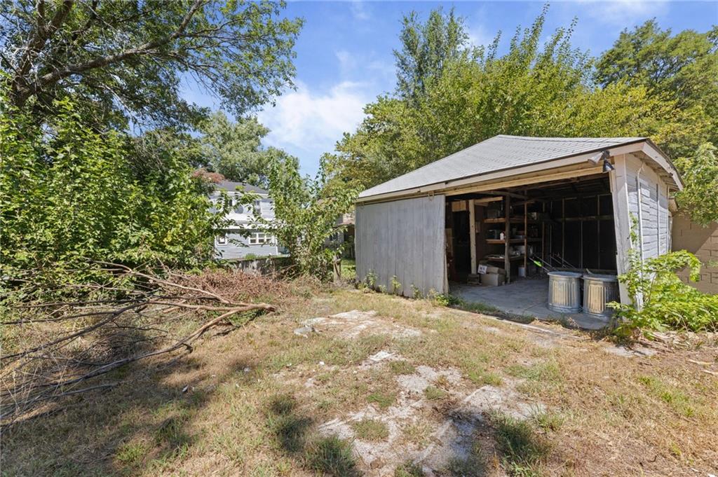 324 W 3rd Avenue Property Photo 35