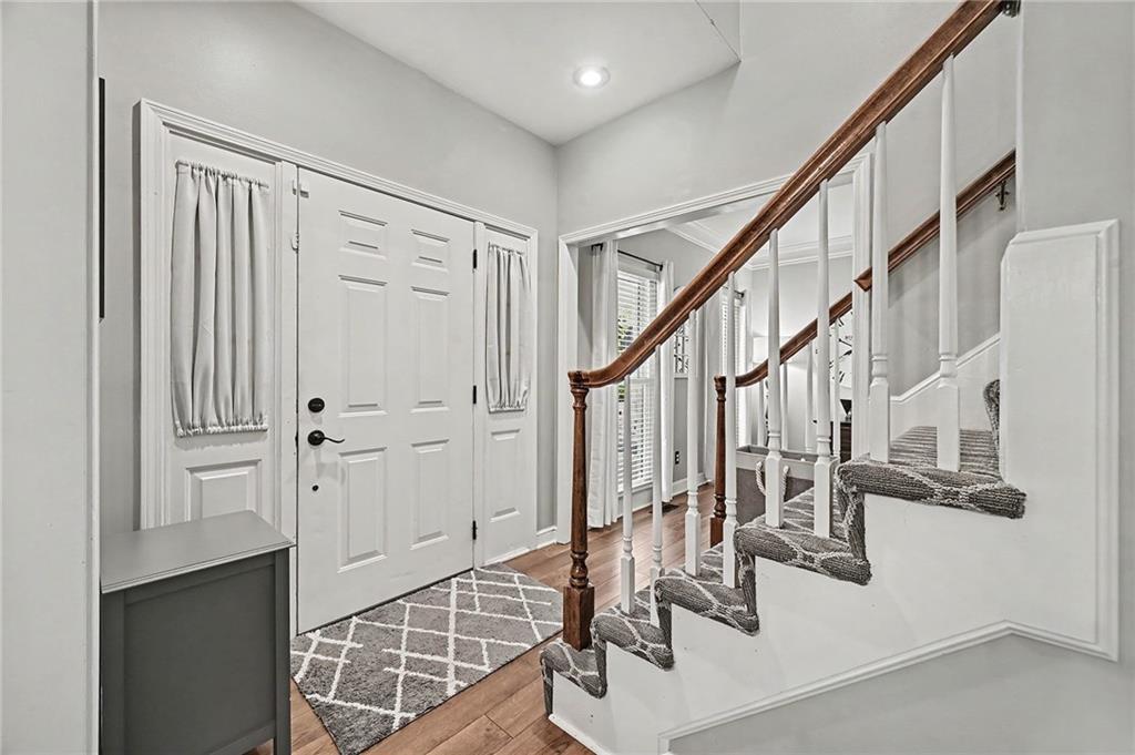 7645 N Lucerne Court Property Photo 4