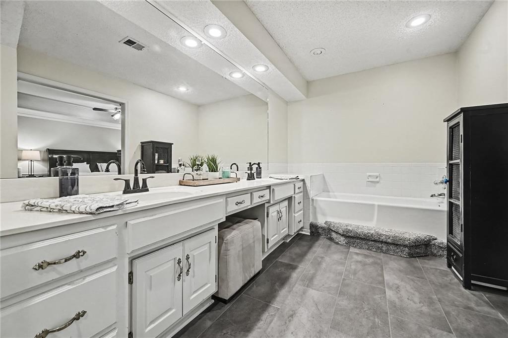 7645 N Lucerne Court Property Photo 23