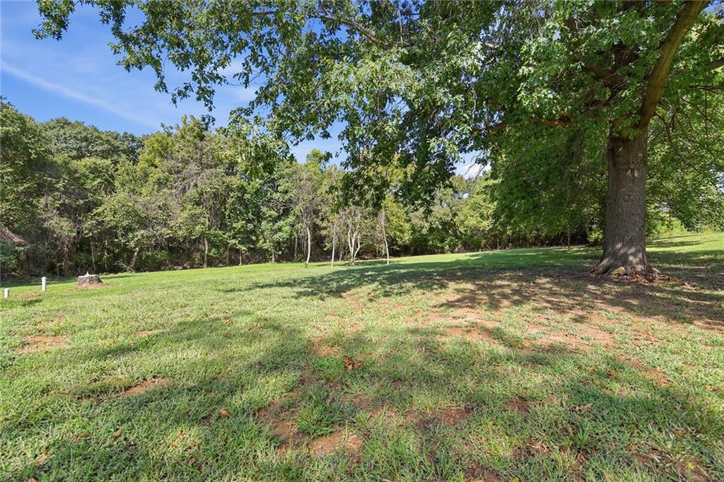 1620 Spruce Street Property Photo 28