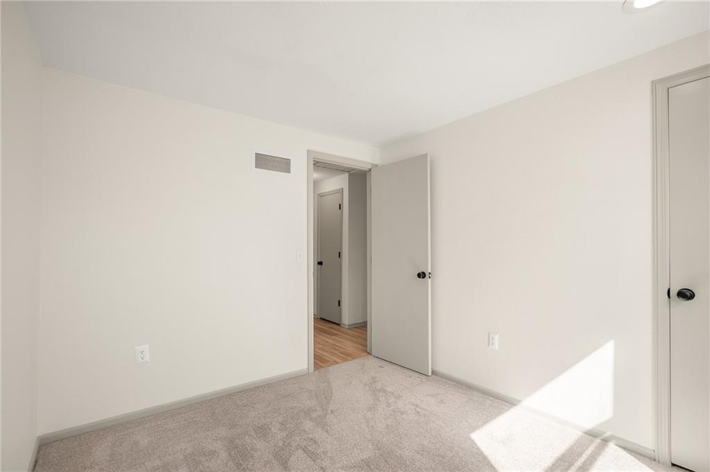 2116 E Mohawk Drive Property Photo 24