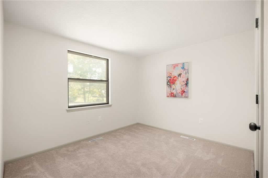 2116 E Mohawk Drive Property Photo 27