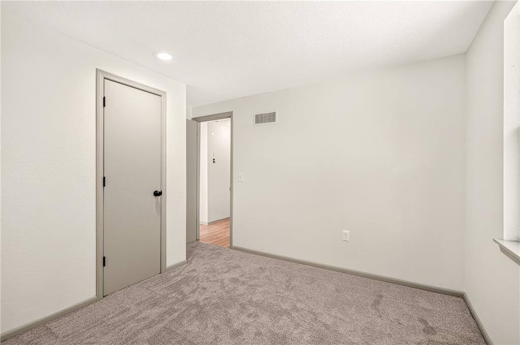 2116 E Mohawk Drive Property Photo 28