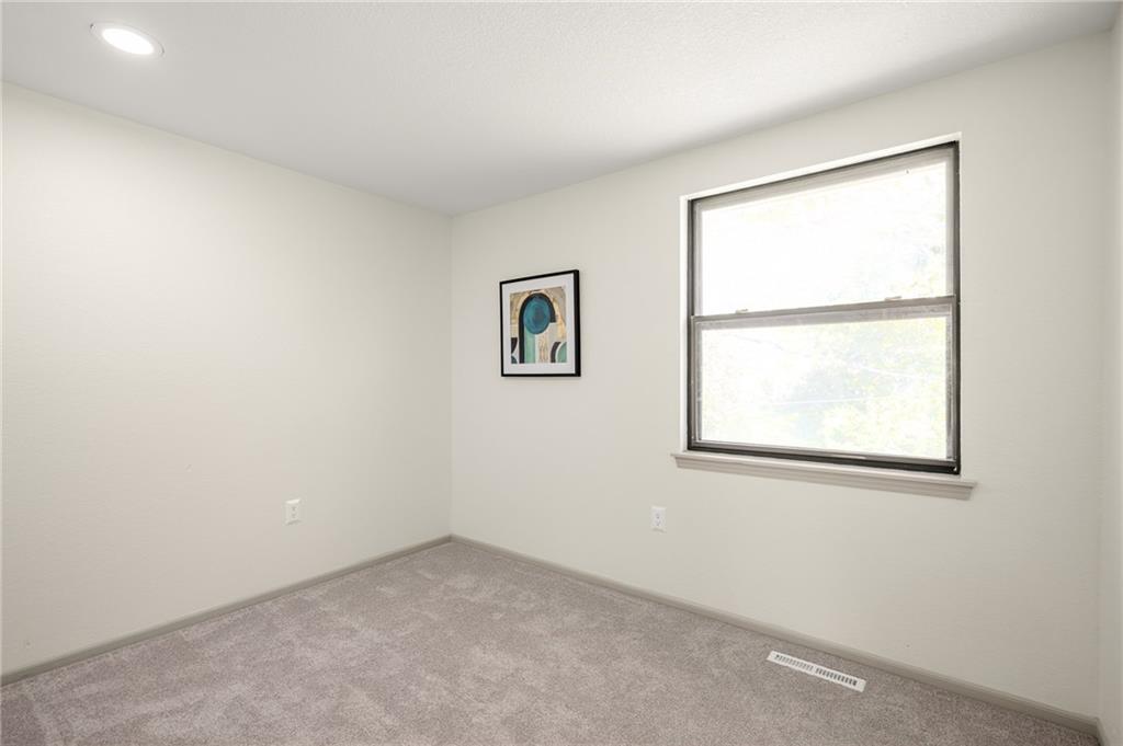 2116 E Mohawk Drive Property Photo 29