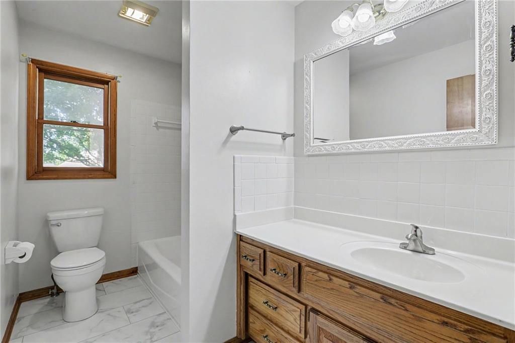 616 Sw Hoke Lane Property Photo 28