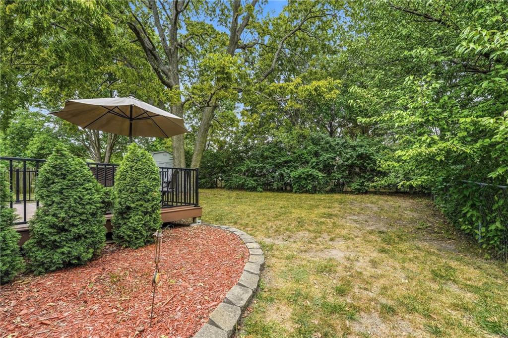 1628 Ne Westwind Drive Property Photo 4