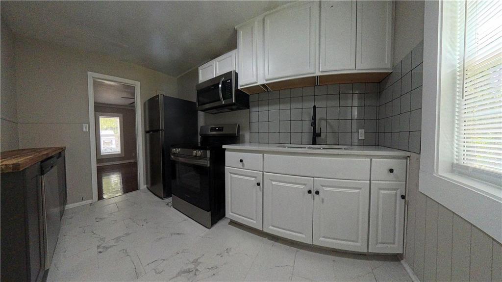 8032 Brooklyn Avenue Property Photo 6