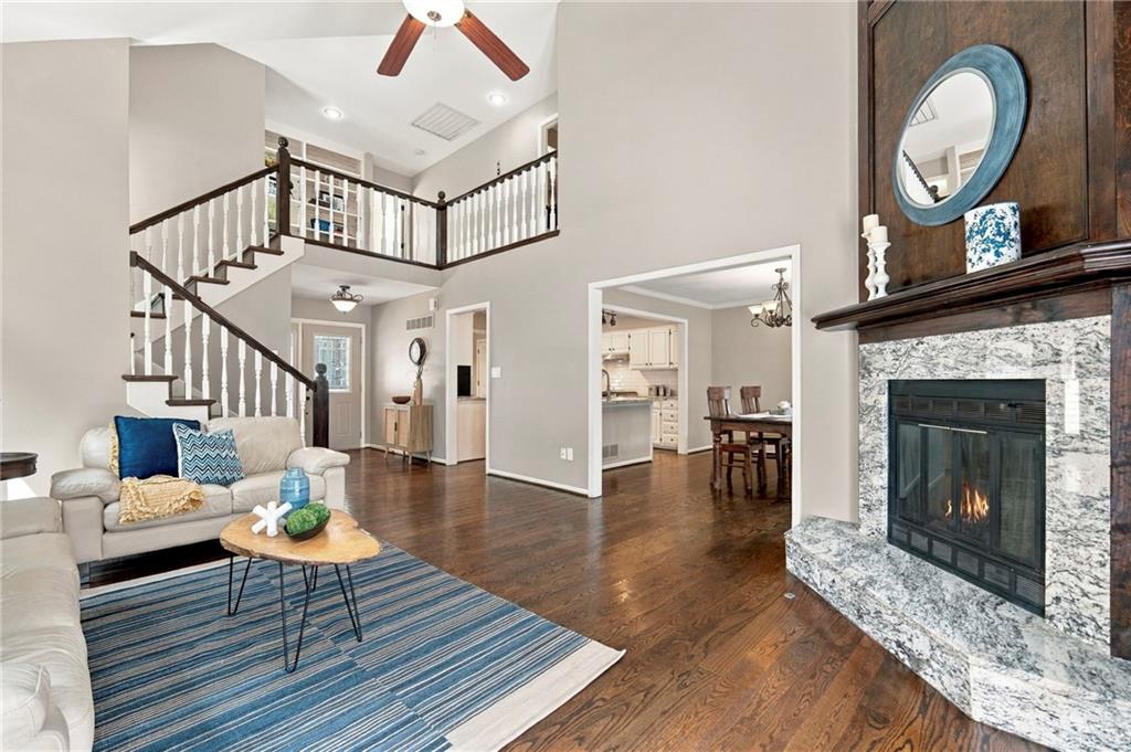 12130 England Street Property Photo 3
