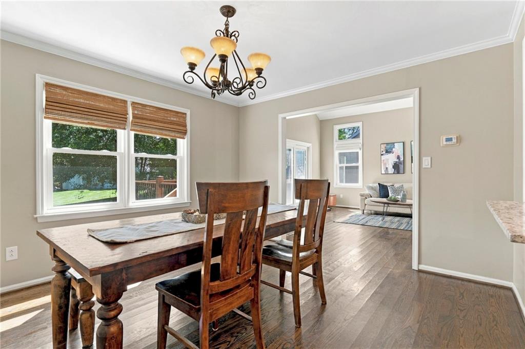 12130 England Street Property Photo 8