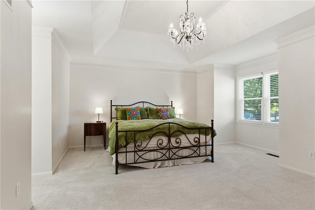 12130 England Street Property Photo 16