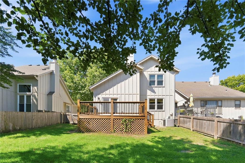 12130 England Street Property Photo 28