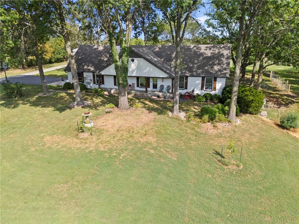 13105 S Lakeshore Drive Property Photo 3