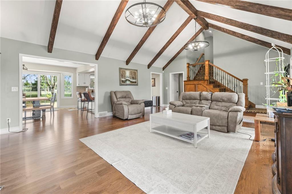 13105 S Lakeshore Drive Property Photo 11