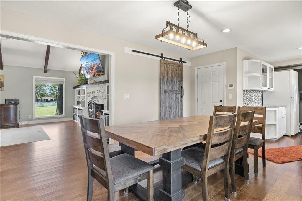 13105 S Lakeshore Drive Property Photo 18