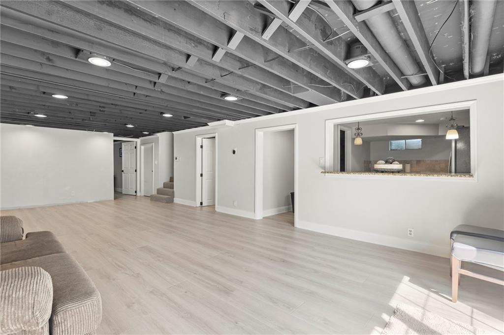 13105 S Lakeshore Drive Property Photo 38