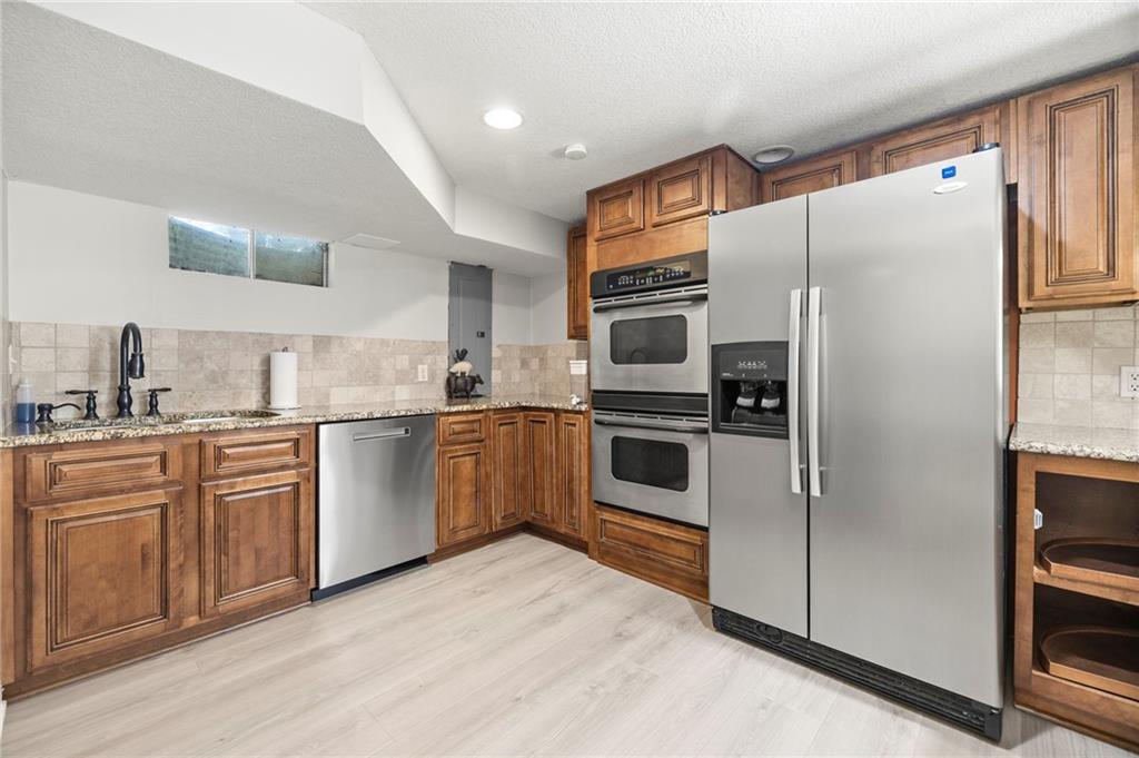 13105 S Lakeshore Drive Property Photo 39