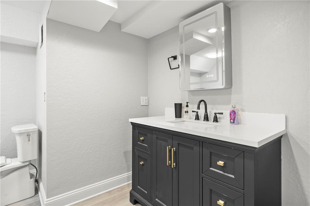 13105 S Lakeshore Drive Property Photo 43