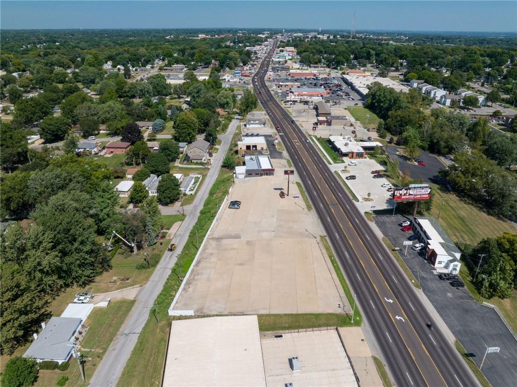 1710 S Belt Highway Property Photo 8
