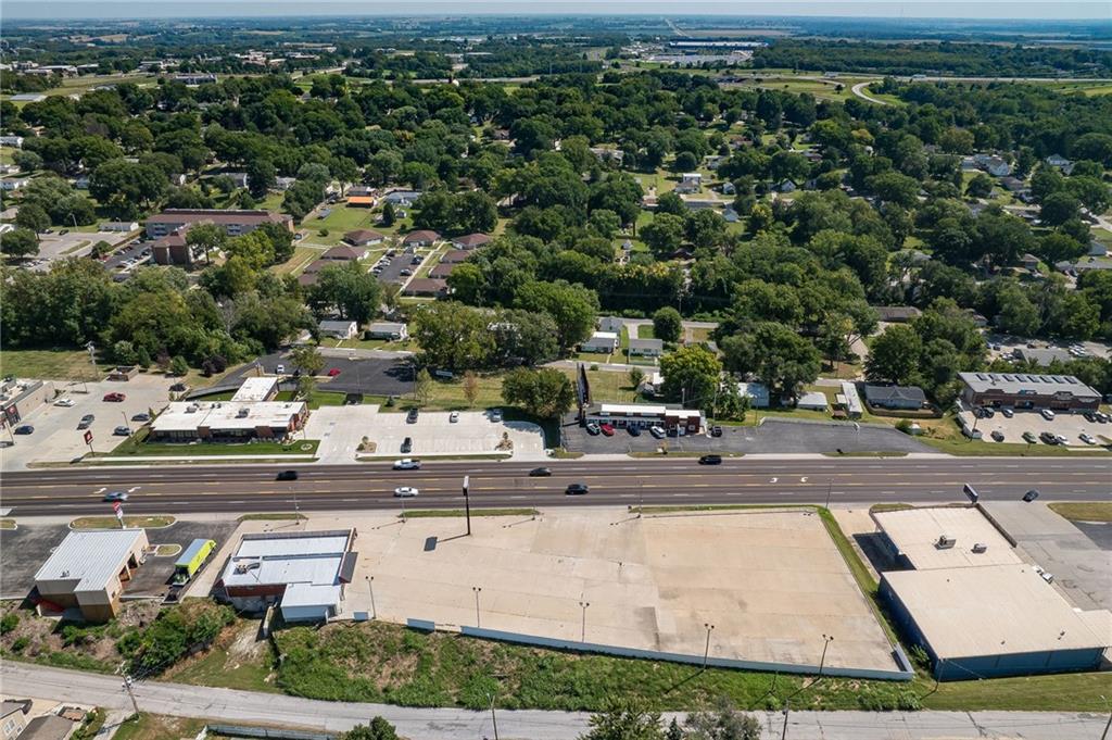 1710 S Belt Highway Property Photo 9