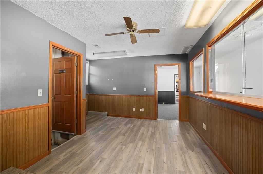 1710 S Belt Highway Property Photo 22
