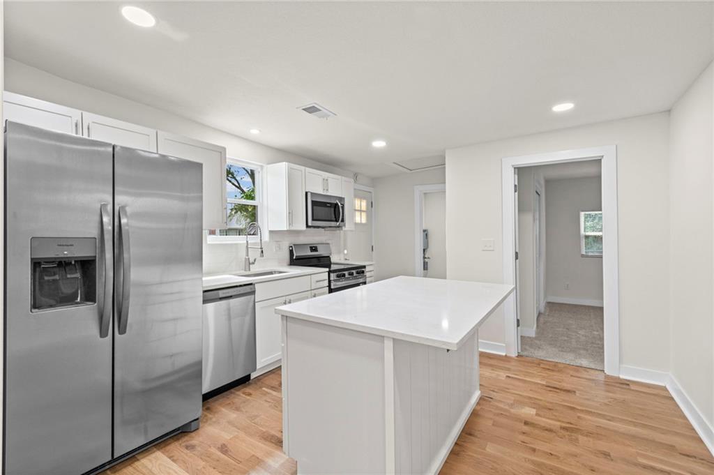 175 W 3rd Street Property Photo 12