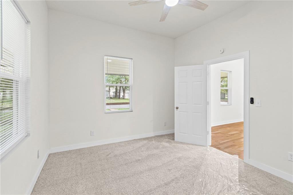 175 W 3rd Street Property Photo 15