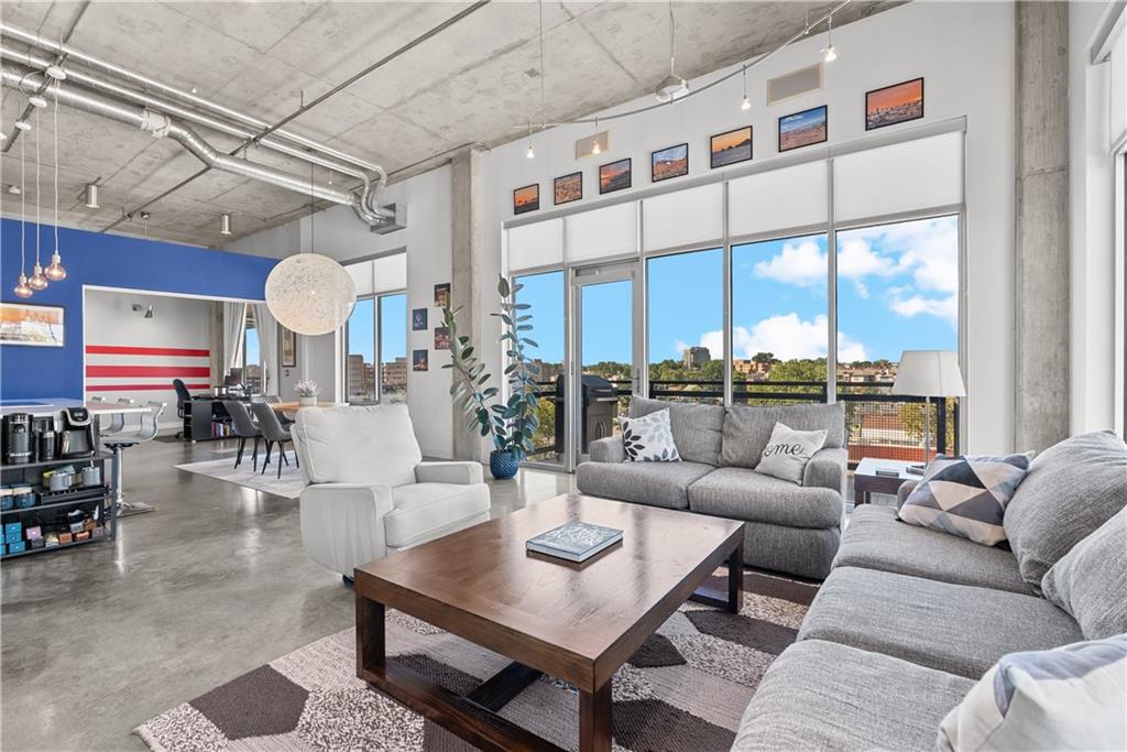 4141 Pennsylvania Avenue Property Photo