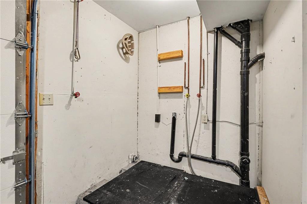 216 Stonebridge Lane Property Photo 11