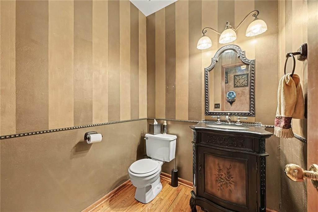8225 Nw Weatherby Drive Property Photo 12