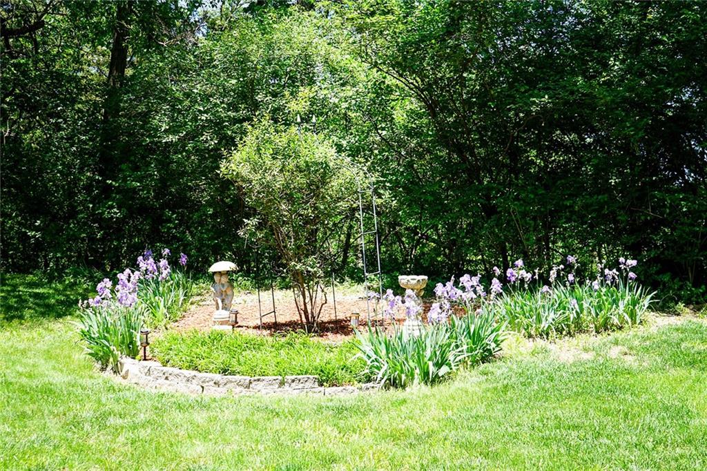 8225 Nw Weatherby Drive Property Photo 33