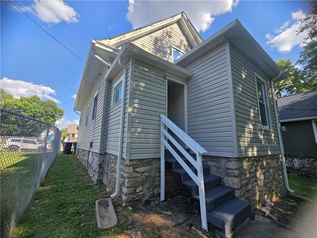 2522 Norton Avenue Property Photo 8