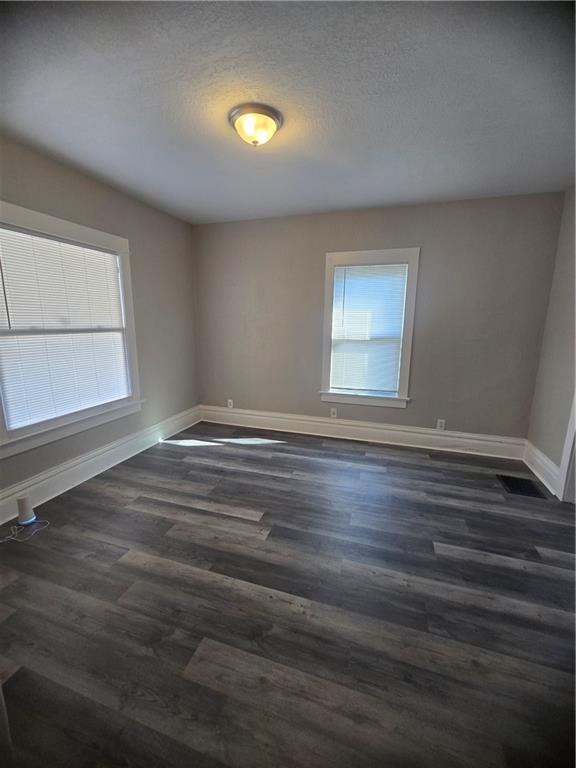 2522 Norton Avenue Property Photo 11