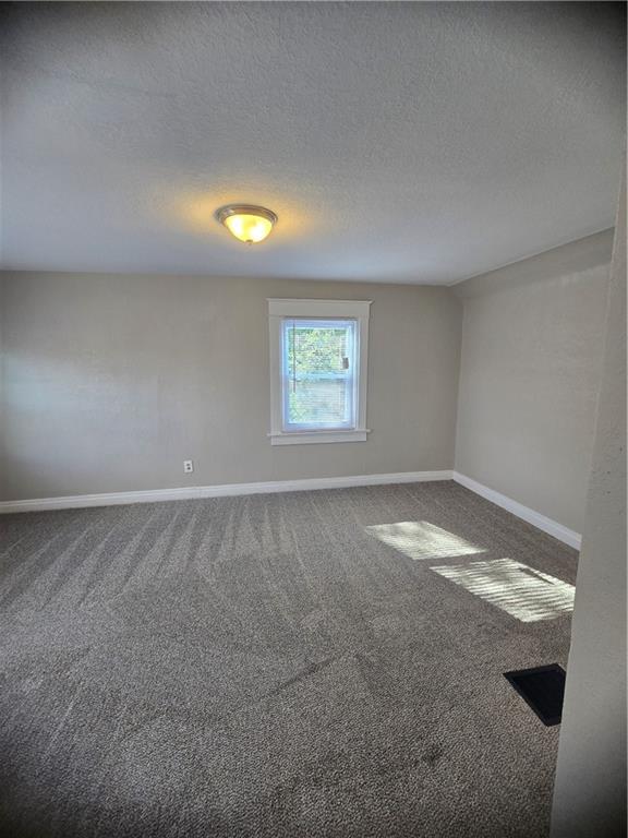 2522 Norton Avenue Property Photo 33