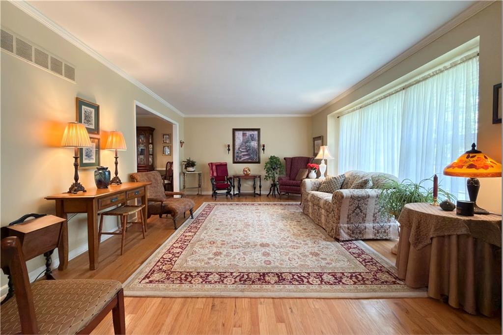 9220 Dearborn Street Property Photo 4