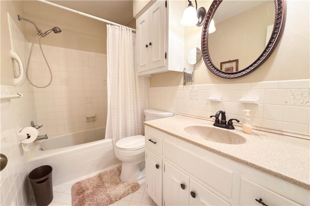 9220 Dearborn Street Property Photo 15